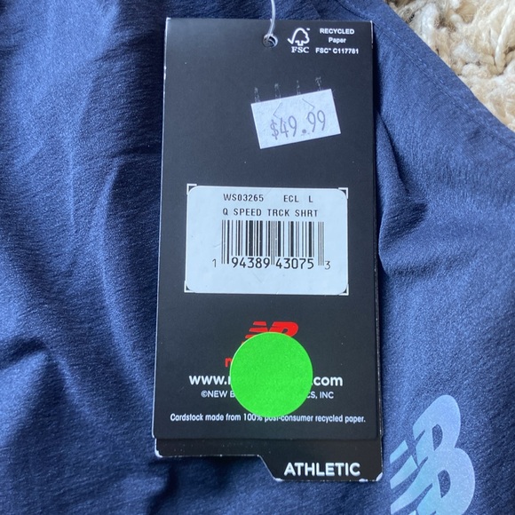 NWT New Balance Q Speed Track Short Women’s - Picture 3 of 4